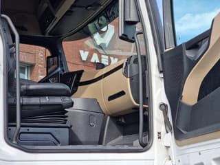 Mercedes-Benz 2545 6x2*4 - Box with sidedoors - Loadlift - Steering axle - Full air - Camera - Image 27