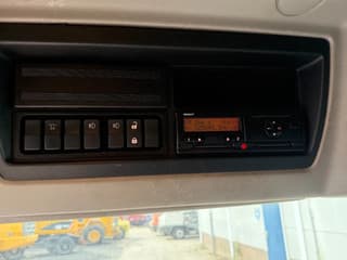 Renault EURO 5 + KUIPHUIS K20 WITH RAMPS AND WINCH ON REMOTE CNTRL - Image 15
