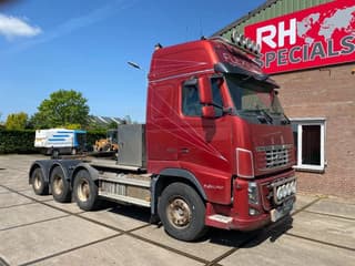 Volvo 16.700 FH16-700 8X4 140 TON FULL STEEL - Image 4