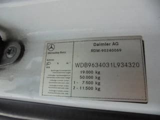 Mercedes-Benz 1943 LS EUR6 - Image 9