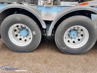 Volvo 750 - Image 2
