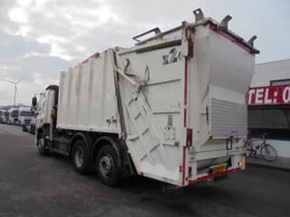 DAF 6X2 - Image 27