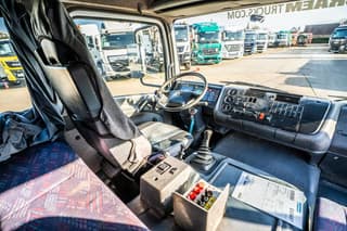 Mercedes-Benz 1223 - Image 22