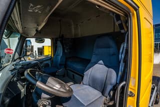 Volvo 400+E5+HYDR. - Image 10