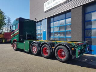 Volvo 500 8x2 Euro 6 Netherlands truck - Image 4
