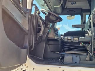 MAN 32.560 8x4*4 - Cable system - Retarder - Euro 6 - Steering axle - - Image 10