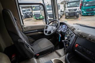 DAF CF 75.310 + THERMO KING - Image 17