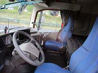 Volvo 500 PK WITH STAND/AIRCO - Image 5