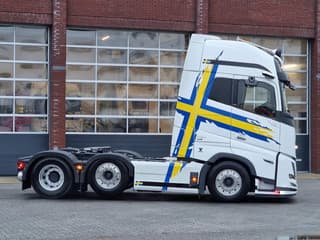 Volvo FH 2025 - 16.780 Aero XL 6x2/4 - New - Full spec - Retarder - I parkcool - Performance - Leather -BUFFL interior afbeelding 8