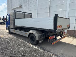 Mercedes-Benz 815 4X2 3 WAY KIPPER FULL STEEL MANUAL GEAR - Image 12