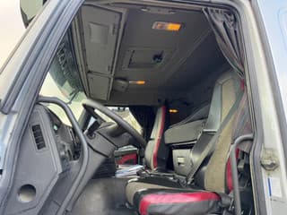 Volvo 8X4 - EURO 6 + KIPPER + LIFTING AXLE - Image 19