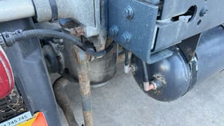 Volvo 400 - Image 11