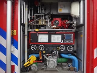 Mercedes-Benz 1426 ZIEGLER 2000 LITER EURO 5 - Image 17