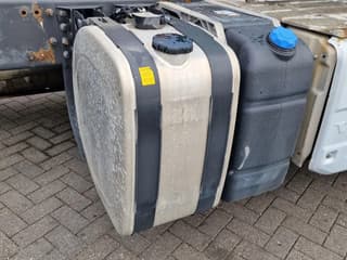 Volvo 13.460 Globetrotter 6x2 - Chassis - 4.60 WB - HUB Reduction - LNG - Image 24