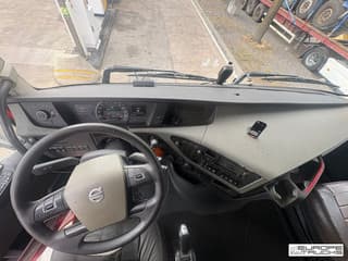 Volvo 460 - Image 10
