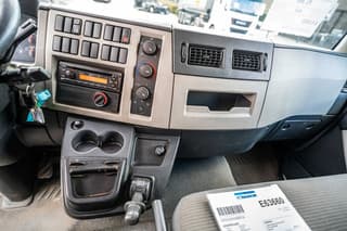 Volvo FL 260 (19t) +DHOLLANDIA 2T. - Image 14