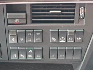 Volvo FH 2025 - 16.780 Aero XL 6x2/4 - New - Full spec - Retarder - I parkcool - Performance - Leather -BUFFL interior afbeelding 17