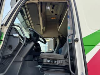 Volvo 12.420 4X2 EURO 3+ BURG HANGER + THERMO KING + DHOLLANDIA LIFT - Image 24