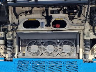Volvo 13.420 4x2 - Image 22