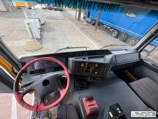 Mercedes-Benz 3340 - Image 10