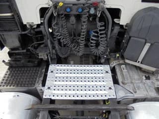 Volvo 420 MEGA NL TRUCK APK /TUV 01-05-2026 - Image 9