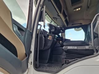 Mercedes-Benz 1833 4x2 - Box with sidedoors - Loadlift - Full air - Mirror cam - Image 14