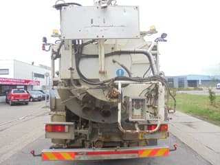 DAF 8X4 BLADGEVEERD - Image 18