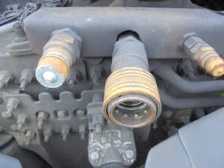 Volvo 6X2 ADR + HYDRAULICS NL TRUCK - Image 7