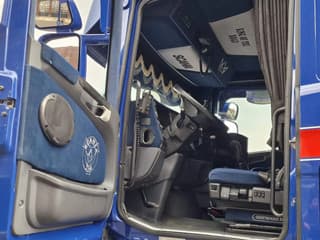 Scania T580 V8 Topline 6x2 - Original Scania Hauber / Torpedo - Manual gearbox - Show truck - Retarder - Image 9