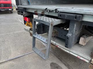 Renault D D320 SLEEPERCAB 4x2 LAMBERET / THERMOKING (EURO 6 / RETARDER / AUTOMATIC GEARBOX / AIRCONDITIONING) - Image 20