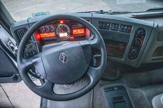 Renault PREMIUM 380 DXI-6x2 - Image 7