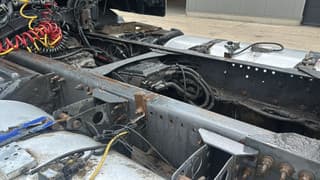 Volvo 440 - Image 13