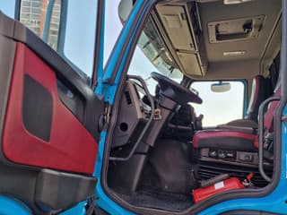 Volvo 410 4x2 - Box - Loadlift - Full air - Euro 6 - Box: 7.50 - Image 12