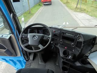 Mercedes-Benz 1842 10 IN STOCK - Image 7