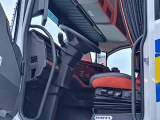 Volvo FH 2025 - 16.780 Aero XL 6x2/4 - New - Full spec - Retarder - I parkcool - Performance - Leather -BUFFL interior afbeelding 27