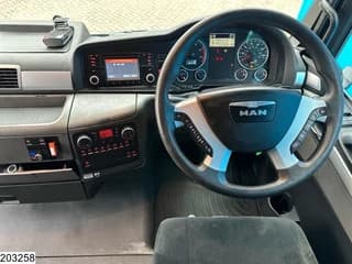 MAN 24 440 6x2, EURO 5, RHD, ADR, PTO - Image 11