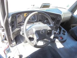 Mercedes-Benz 2340 LL - Image 9