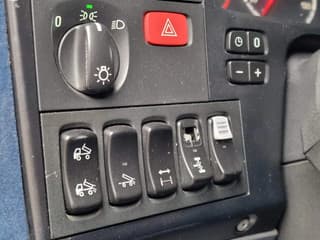 Scania T580 V8 Topline 6x2 - Original Scania Hauber / Torpedo - Manual gearbox - Show truck - Retarder - Image 17