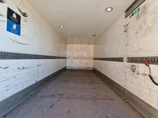 Renault 12.250 4x2 - Box - Loadlift 1.500 KG - A/C - Euro 6 - Automatic - Camera system - Image 13