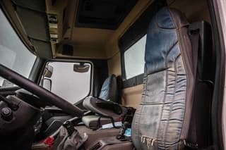 Renault PREMIUM 320 - Image 6