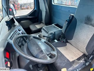 Renault Lander 430 Dxi 8x4, EURO 5, Liebherr, 9m3 - Image 11