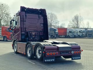 Volvo 13.540 Lowroof 6x2 - Show truck - Custom interior - Full air suspension - I parkcool - VEB+ - Image 5