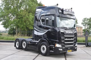 Scania R520 V8 NGS 6x2/4 - 701 TKM - NAVI - LEATHER SEATS - ALCOA'S - LED LIGHTS - TOP CONDITION - - Thumbnail 1