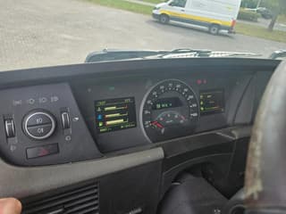 Volvo 500 GT XL | 6X4 | Palfinger M10Z | Dynamic Steering | Smart Tacho - Image 7