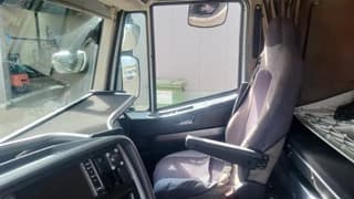 Iveco 480 - Image 23