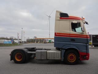 Mercedes-Benz 1845 LS NL TRUCK - Image 4