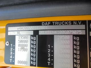 DAF 125XDAF 106 TRACTORHEAD IN STOCK - Image 5