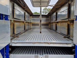 Volvo 380 6x2 - 2/3 stock Berdex Livestock - 54M3 - Weighbridge - I shift - Image 49