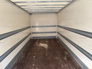 Renault WIDE 320 6x2/4 / Closed box /  Dhollandia - Image 18