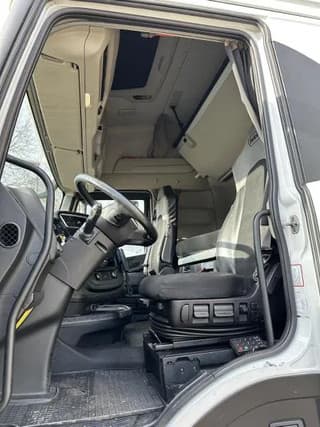 Iveco S-Way*460*LNG*Retarder*2 Tanks - Image 27